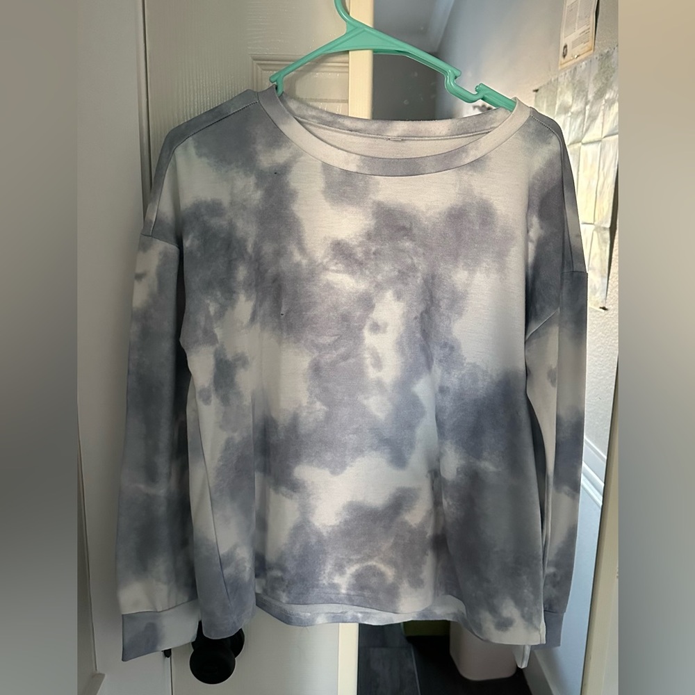 Grey Tie Dye long sleeve